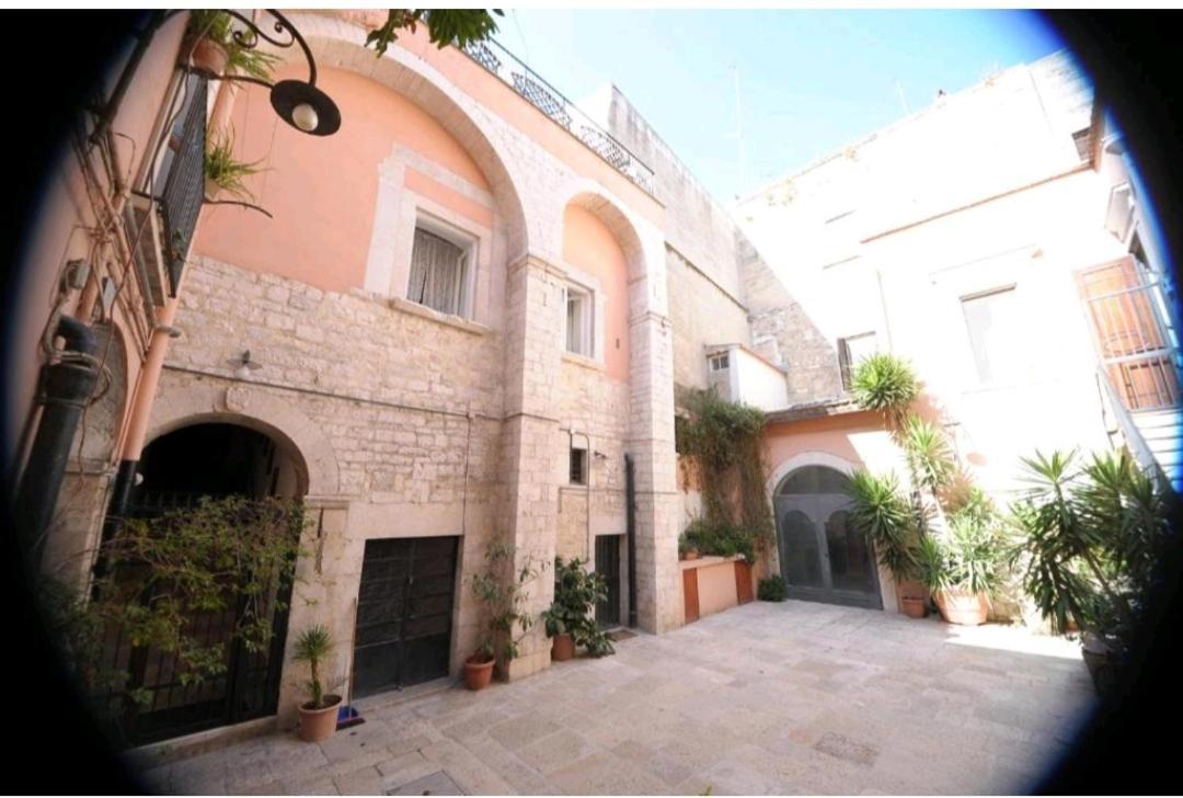 Casa Vacanza Saint Patrick Barletta Exterior foto